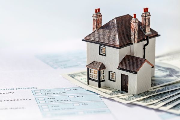 Real estate home with overpricing issue