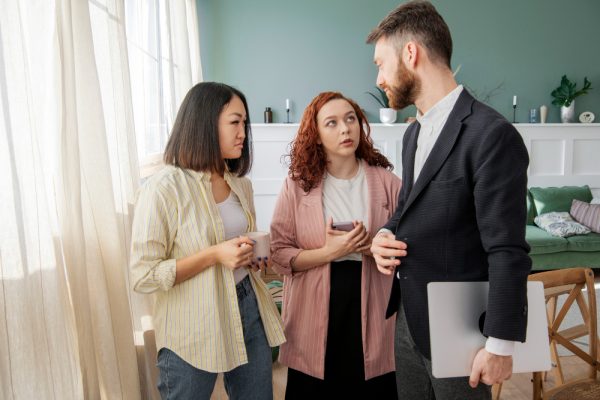 House seller seeking professional help